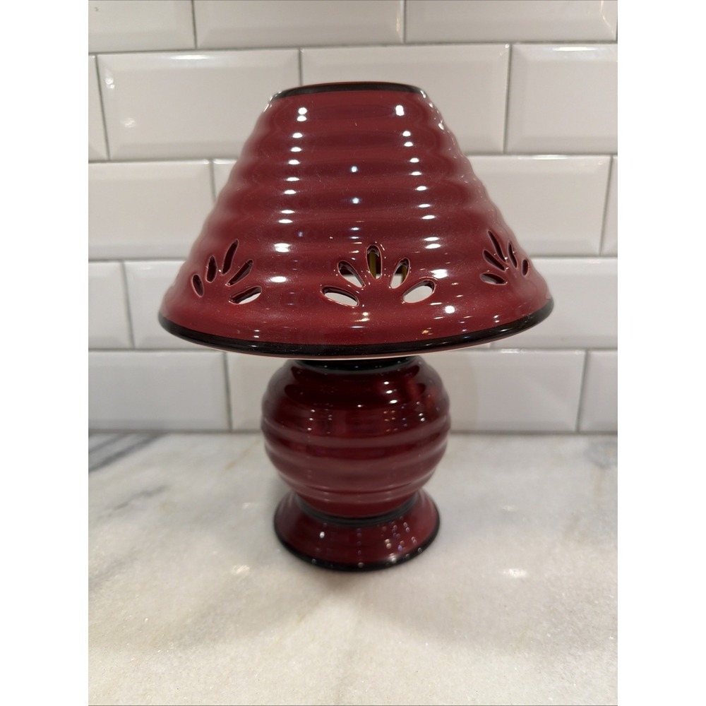Signature Collection Burgundy Tea Light Holder ES052